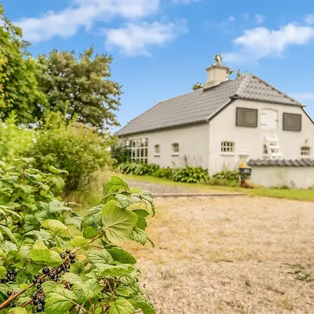 Holiday home Omunde - 1-8km From The Sea By Interhome *