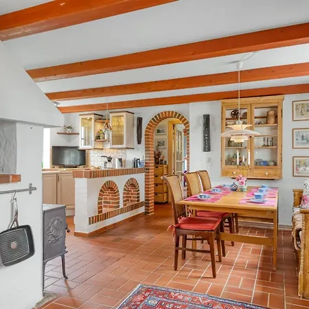 Omunde - 1-8km From The Sea By Interhome